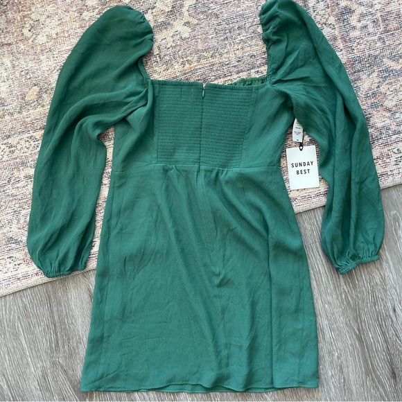 NWT Aritzia Delilah Long Sleeve Dress, M - Picture 5 of 10